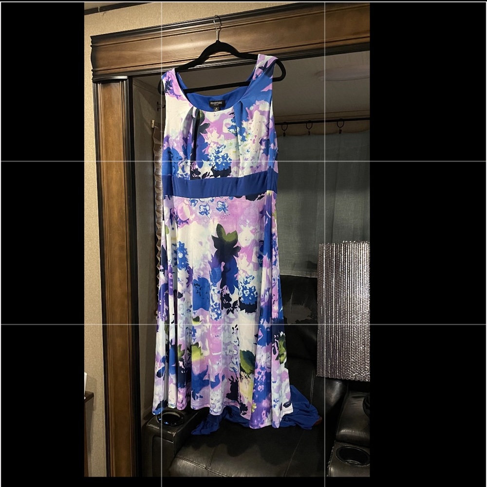 1x dress with removable jacket